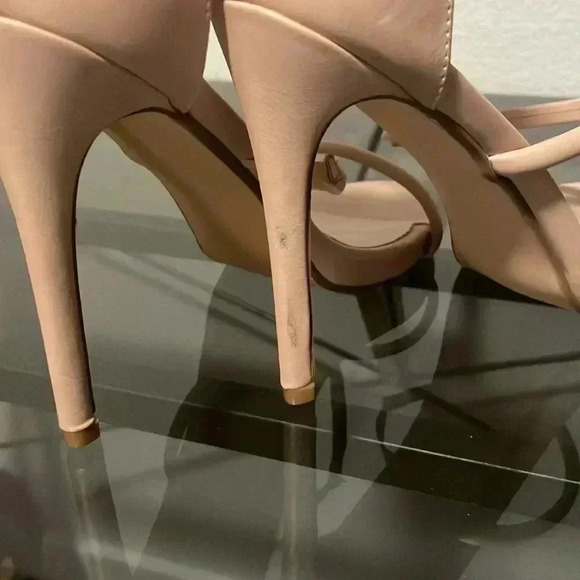 Shoedazzle Women's‎ Nude Strappy High Heel Size 9.5 - Picture 6 of 8